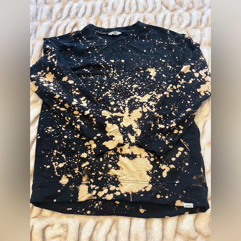 Orvis Black and Tan Splattered Sweatshirt